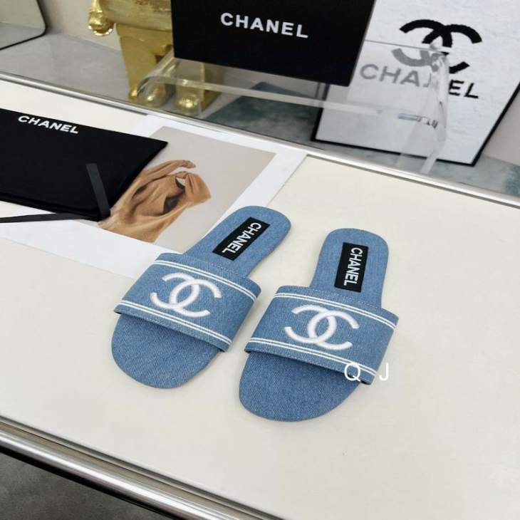 Picture of Chanel Slippers _SKUChanelsz35-40XJ06173116